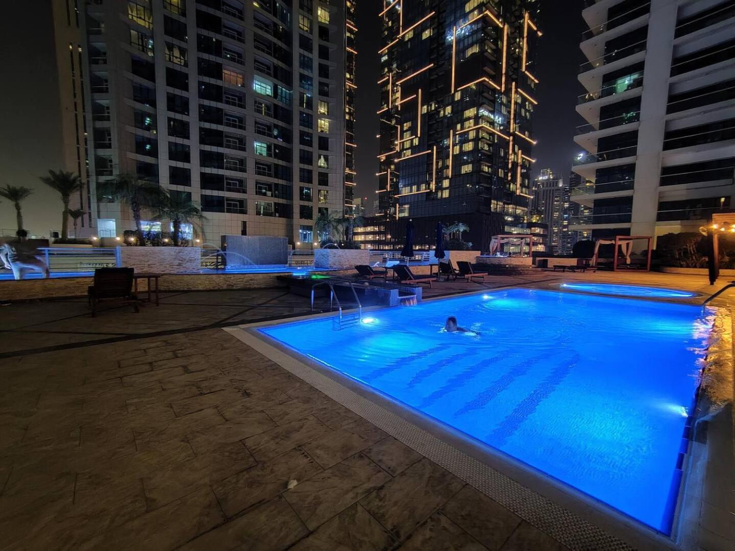 דירות דובאי The Penthouse On 71St Floor מראה חיצוני תמונה