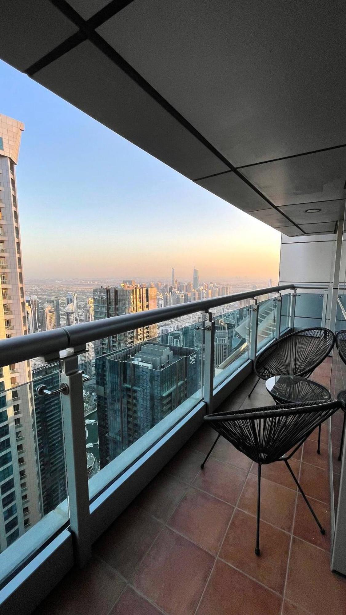 דירות דובאי The Penthouse On 71St Floor מראה חיצוני תמונה