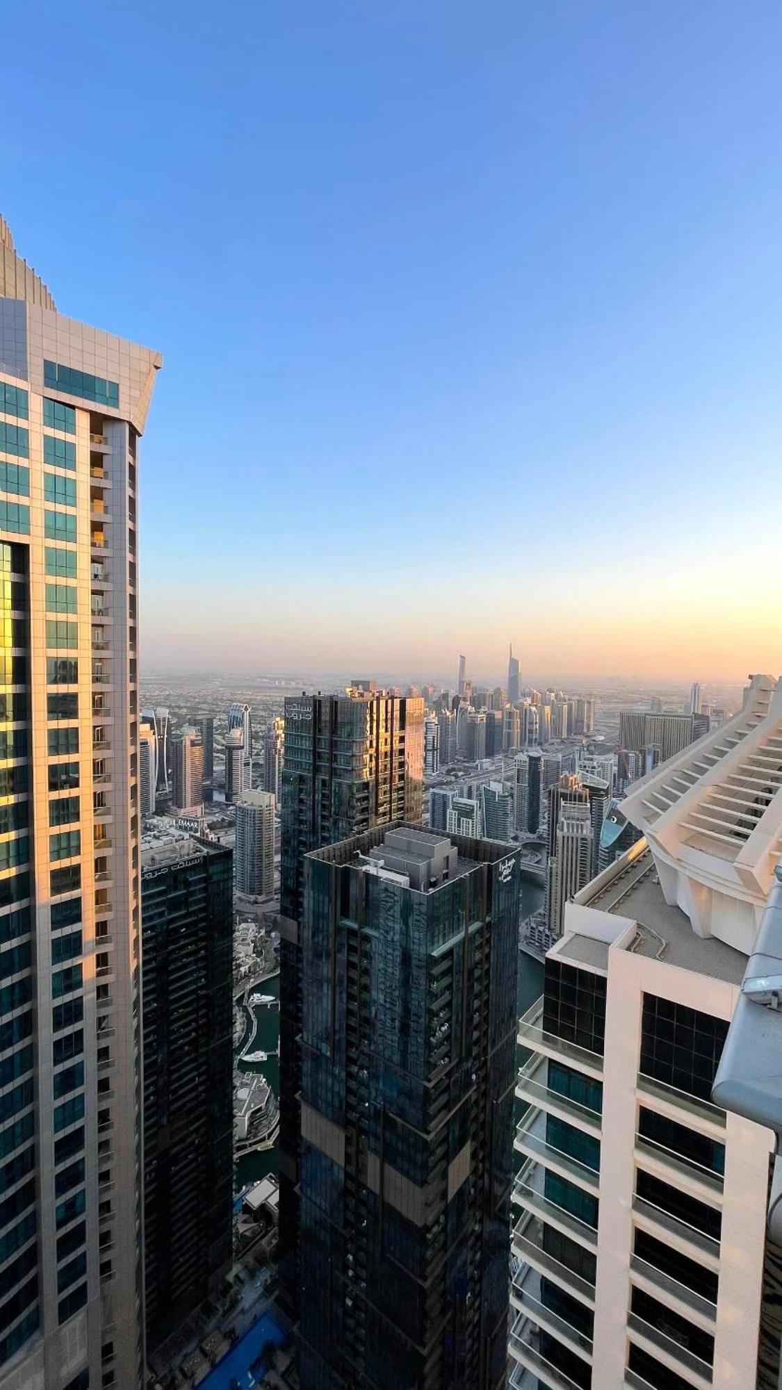 דירות דובאי The Penthouse On 71St Floor מראה חיצוני תמונה